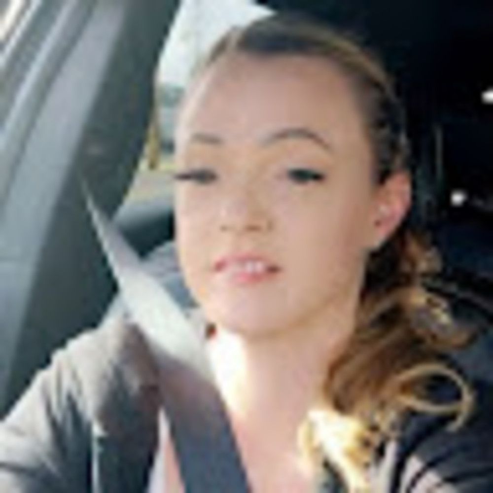 Meet your Posher, Shana